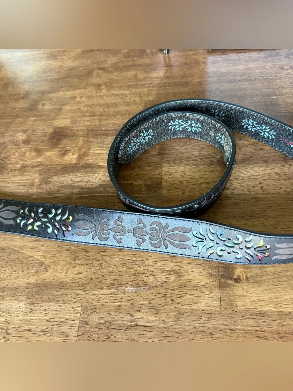 Robert Graham Leather Belt with Laser Cut Colorful Accents Size 40 6608
